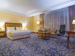 Отель Ramada by Wyndham Almaty