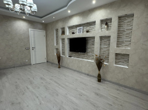 Uyutnaya s Dzhakuzi Flat