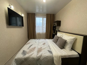 Апартаменты Уютные 3-комнатные на Июльских Днях 1к1