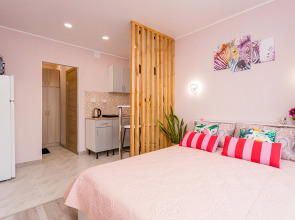 Апартаменты Уютная у стадиона на 1 этаже