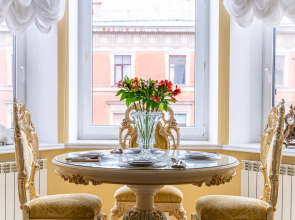 Апартаменты Большая Конюшенная 3