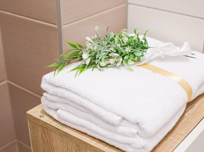 Апартаменты SunSet Героев Донбаса 15