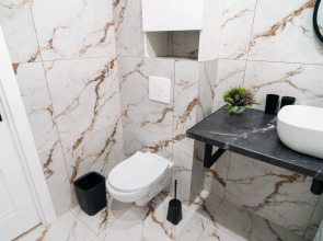 Красноярск ,улица Александра Матросова дом 36