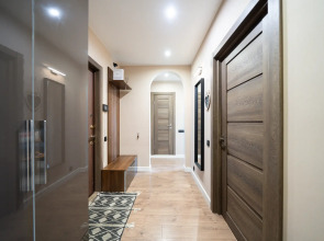 Квартира Стильная двухкомнатная квартира Natali apart на метро Пражская