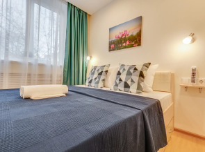 Апартаменты На Комендантском 28