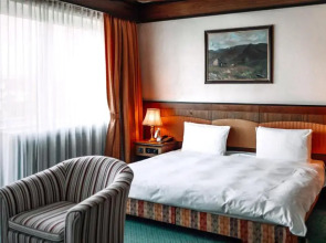 Отель Rahat Palace