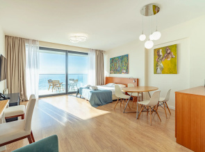 Gurzuf Riviera SPA and Residences Riviera Building 3 Apartments