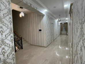 Отель Izumrud Palace