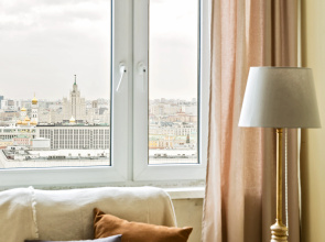 Great view on Kremlin 2 rooms apartment 23 floor