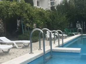 Semeyny Guest House