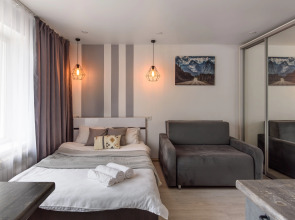 Апартаменты KrasLoft на Взлётной на 4 гостей