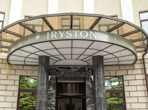Iryston Hotel