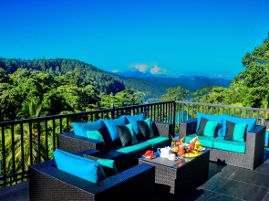 The Grand Hills Boutique Hotel