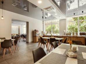 Отель Old Town Trio