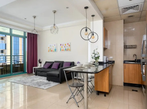 Апартаменты Welcome Home in Marina Crown 1 Спальня с Балконом