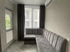 Bakinskaya 26-15 Flat