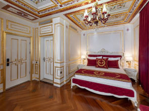 Отель Seven Hills Palace