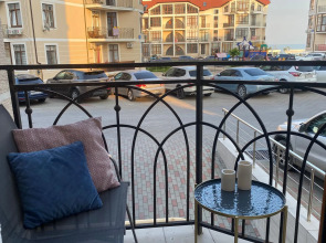 Апартаменты Морская звезда Черноморский-2