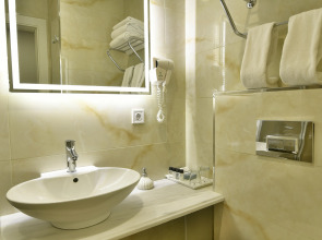 Отель Istanbul Life