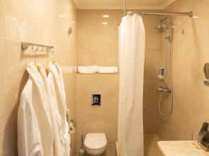 Отель Central City