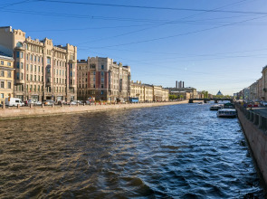 Апартаменты с Видом на Фонтанку