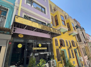 Peker Hotel