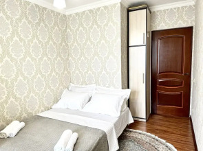 Квартира Гаджиева 164