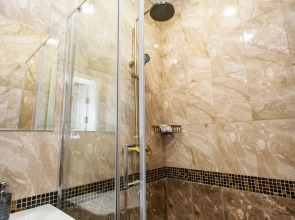 Господин Постоялец