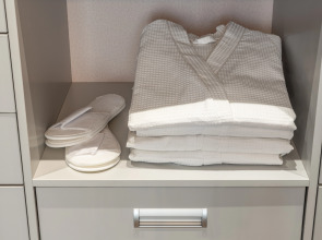 Квартира Moscow Deluxe Apartments Fili Family Suite