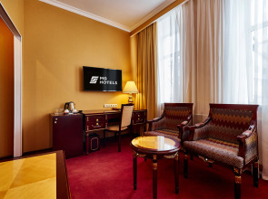 Отель Клементин Москва