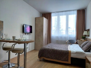 Три квартиры на Сахарова 2