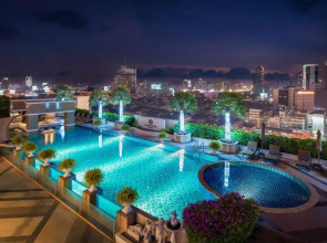 Отель The Berkeley Hotel Pratunam