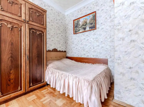 Квартира в Тихом центре Парк Челюскинцев 4 ком.кв.