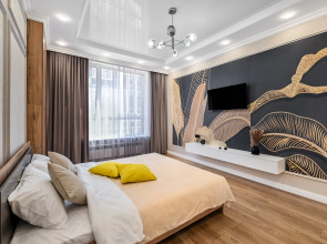Prostornaya Dvuhkomnatnaya Vozle Han-Shatyira Apartments