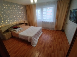 Bolshaya V Tsentre U Yeniseya Flat