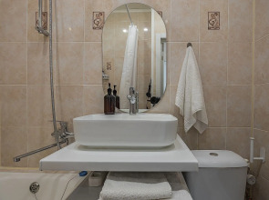 Квартира Светлая на центральной площади до 6 человек