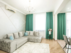 Апартаменты 3 комнатные Интернациональная 2 Центр города