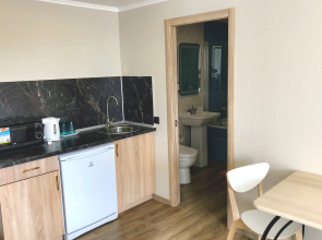 Отель Гелиос