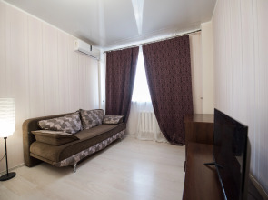 Апартаменты Smile Apartments с Балконом в Золотом Квадрате ЗЖМ