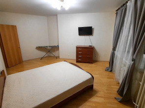 Квартира комфортная на Комсомольская 148 с парковкой