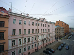 Меблированные комнаты на Столярном