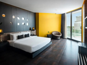 TSix5 Quarter Hotel