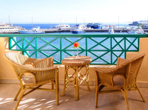 Moreno Horizon Spa & Resort