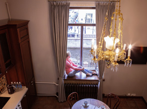 Видовые апартаменты рядом со Спасом на Крови