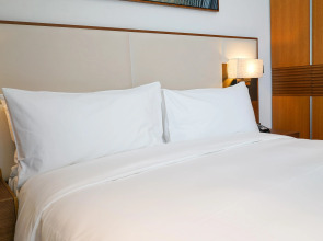 Staybridge Suites Dubai Al-Maktoum Airport, an IHG Hotel