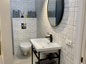 Апартаменты "Адам и Ева " у Озера