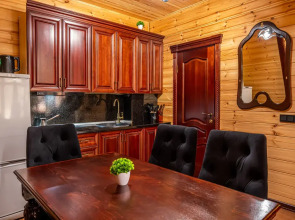 Коттедж Двухэтажный в Терсколе от Квартирукинг