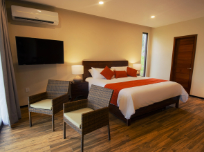 MBH Maya Bacalar Hotel Boutique