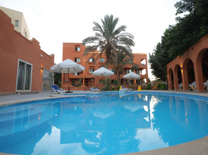 Отель Settle Inn Mirage