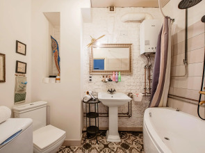 Апартаменты Студия с отдельной спальней в районе вокзала